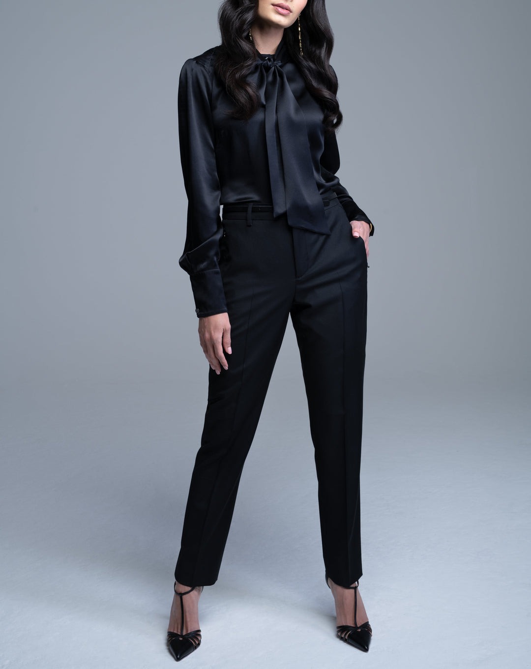 Julia, Black Ankle Pant