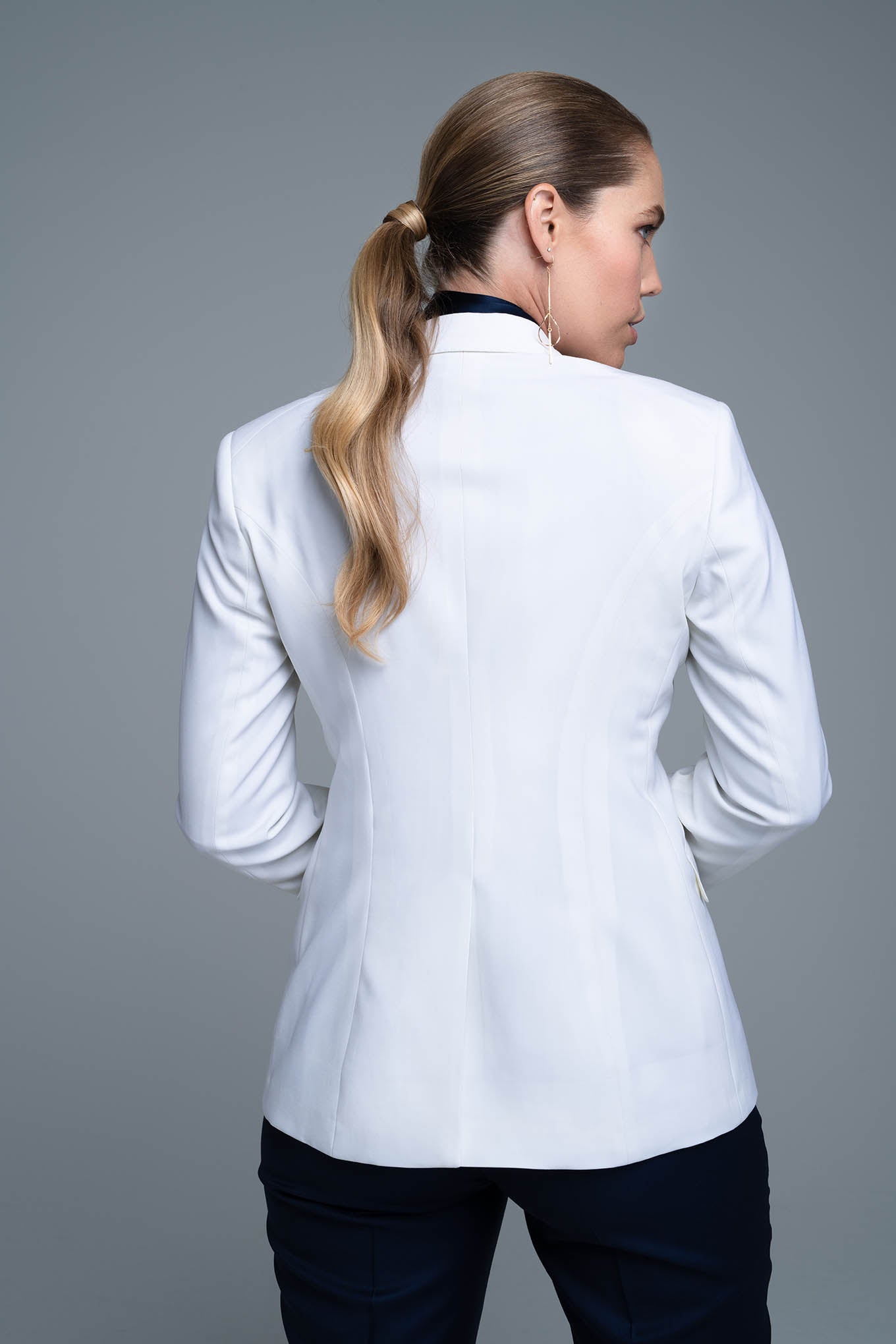 アウターその他 PT TORINO Woman Blazer Ivory TW3FMP110TORLB09 0015 Blazer - Ivory – Midnight Oil